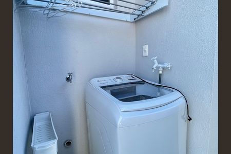 Área de Serviço de kitnet/studio para alugar com 1 quarto, 24m² em Cidade São Francisco, São Paulo