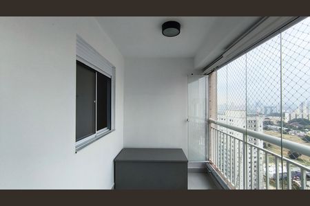 Varanda de kitnet/studio para alugar com 1 quarto, 35m² em Cambuci, São Paulo