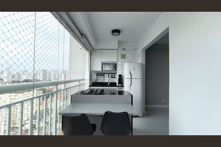 Studio à venda com 35m², 1 quarto e sem vaga Studio à venda com 35m², 1 quarto e sem vagaVaranda