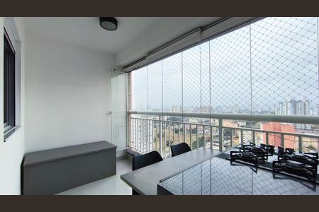 Studio à venda com 35m², 1 quarto e sem vaga Studio à venda com 35m², 1 quarto e sem vagaVaranda