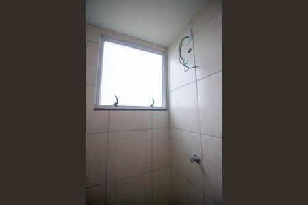 Banheiro de apartamento para alugar com 2 quartos, 49m² em Chácaras Reunidas São Jorge, Sorocaba