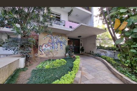Apartamento para alugar com 139m², 2 quartos e 1 vaga Apartamento para alugar com 139m², 2 quartos e 1 vagaEntrada do Prédio
