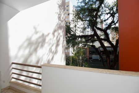 Apartamento para alugar com 139m², 2 quartos e 1 vaga Apartamento para alugar com 139m², 2 quartos e 1 vagaVaranda e Vista da Suíte