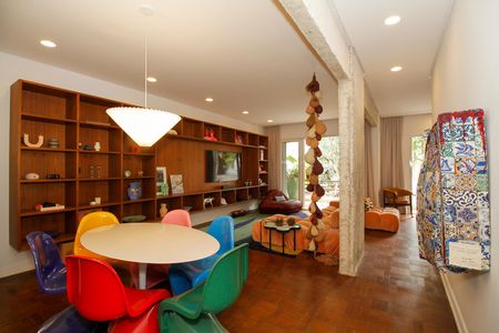 Apartamento para alugar com 139m², 2 quartos e 1 vaga Apartamento para alugar com 139m², 2 quartos e 1 vagaSala de Estar e Jantar