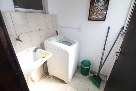 Apartamento para alugar com 46m², 2 quartos e 1 vagaÁrea de Serviço