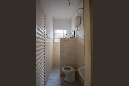 Casa à venda com 180m², 4 quartos e 2 vagas Casa à venda com 180m², 4 quartos e 2 vagasEdícula 2