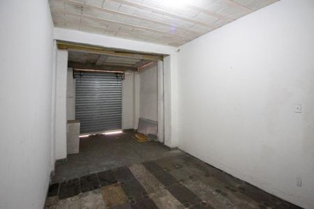 Casa à venda com 180m², 4 quartos e 2 vagas Casa à venda com 180m², 4 quartos e 2 vagasEdícula 1