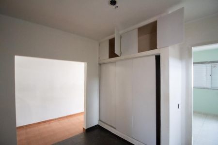Casa à venda com 180m², 4 quartos e 2 vagas Casa à venda com 180m², 4 quartos e 2 vagasSala de Jantar