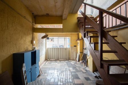 Casa à venda com 180m², 4 quartos e 2 vagas Casa à venda com 180m², 4 quartos e 2 vagasGaragem