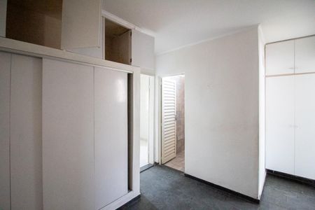 Casa à venda com 180m², 4 quartos e 2 vagas Casa à venda com 180m², 4 quartos e 2 vagasSala de Jantar
