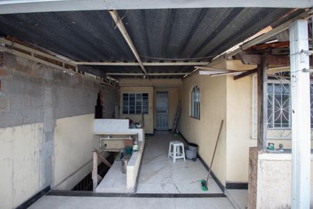 Casa à venda com 180m², 4 quartos e 2 vagas Casa à venda com 180m², 4 quartos e 2 vagasÁrea de Serviço