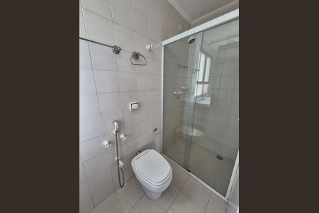 Banheiro de apartamento à venda com 1 quarto, 136m² em Real Parque, São Paulo