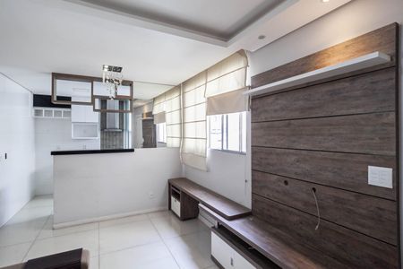 Sala de apartamento à venda com 2 quartos, 47m² em  Cândida Ferreira, Contagem