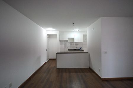 Apartamento para alugar com 73m², 2 quartos e 2 vagasSala