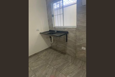 Casa para alugar com 1 quarto, 60m² em Baronesa, São Paulo