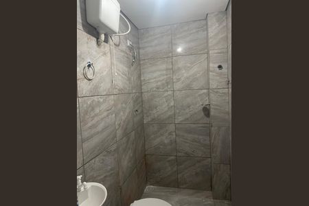 Banheiro de kitnet/studio para alugar com 1 quarto, 60m² em Jardim Marquesa, São Paulo
