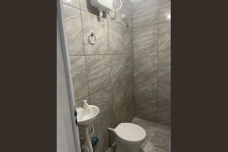 Banheiro de kitnet/studio para alugar com 1 quarto, 60m² em Jardim Marquesa, São Paulo