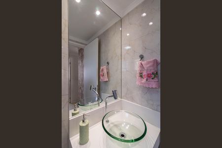 Apartamento à venda com 57m², 2 quartos e 1 vaga Apartamento à venda com 57m², 2 quartos e 1 vagaBanheiro