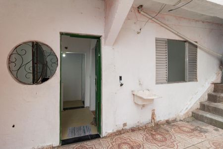 Área de serviço de casa para alugar com 1 quarto, 30m² em Vila Creti, Carapicuíba