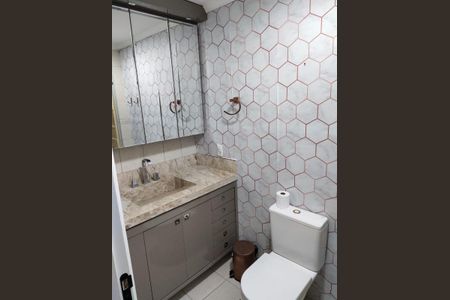 Apartamento para alugar com 114m², 4 quartos e 2 vagas Apartamento para alugar com 114m², 4 quartos e 2 vagasBanheiro