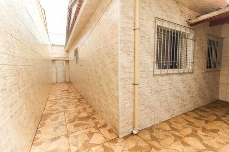 Casa à venda com 125m², 2 quartos e 2 vagas Casa à venda com 125m², 2 quartos e 2 vagasQuintal
