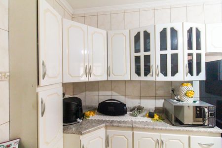 Casa à venda com 125m², 2 quartos e 2 vagas Casa à venda com 125m², 2 quartos e 2 vagasCozinha