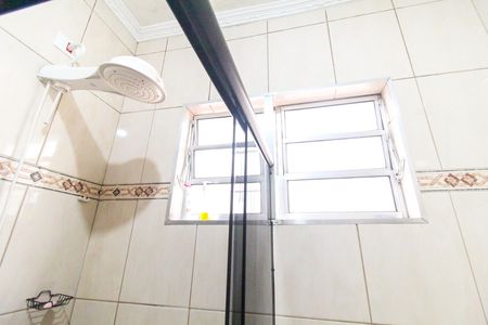 Casa à venda com 125m², 2 quartos e 2 vagas Casa à venda com 125m², 2 quartos e 2 vagasBanheiro