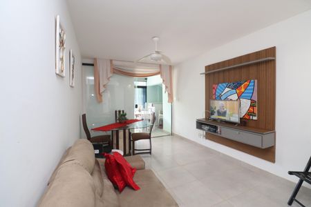 Sala de apartamento para alugar com 2 quartos, 120m² em Praia do Flamengo, Salvador