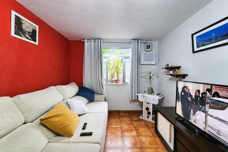 Apartamento à venda com 50m², 2 quartos e 1 vaga Apartamento à venda com 50m², 2 quartos e 1 vagaSala