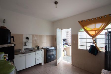 Casa à venda com 454m², 5 quartos e 6 vagasCasa 3 - Cozinha