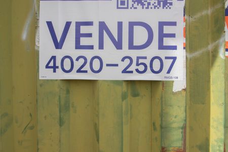 Casa à venda com 454m², 5 quartos e 6 vagasPlaquinha Instalada