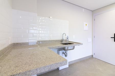 Cozinha de kitnet/studio à venda com 1 quarto, 41m² em Planalto Paulista, São Paulo