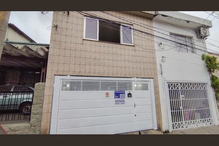 Fachada de casa à venda com 2 quartos, 60m² em Vila Oratorio, São Paulo