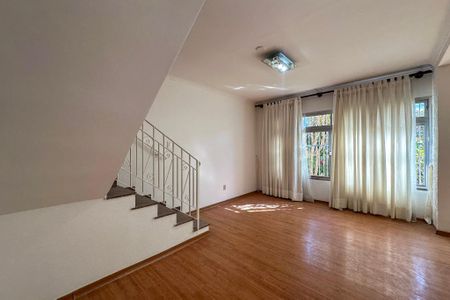 Sala de casa para alugar com 5 quartos, 300m² em Vila Moinho Velho, São Paulo