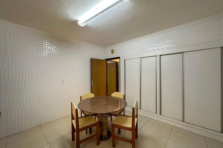 Cozinha de casa para alugar com 5 quartos, 300m² em Vila Moinho Velho, São Paulo