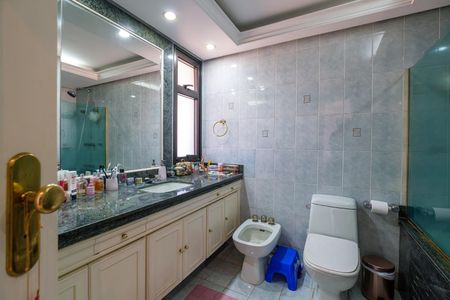 Apartamento à venda com 590m², 3 quartos e 5 vagasBanheiro