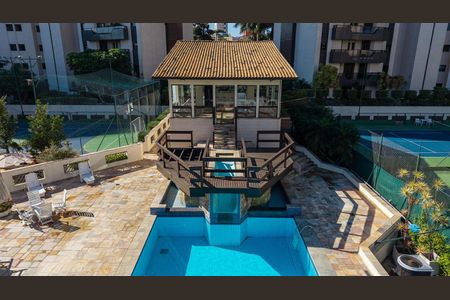 Apartamento à venda com 590m², 3 quartos e 5 vagasPiscina