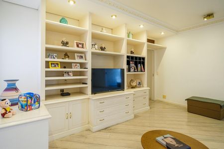 Apartamento à venda com 590m², 3 quartos e 5 vagasQuarto