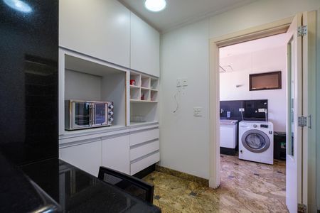 Apartamento à venda com 590m², 3 quartos e 5 vagasCozinha