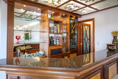 Apartamento à venda com 590m², 3 quartos e 5 vagasBar