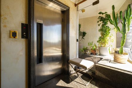 Apartamento à venda com 590m², 3 quartos e 5 vagasElevador