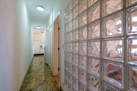 Apartamento à venda com 590m², 3 quartos e 5 vagasCorredor