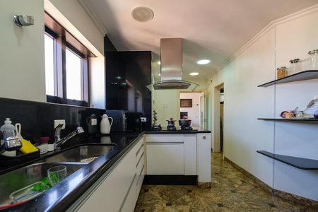 Apartamento à venda com 590m², 3 quartos e 5 vagasCozinha