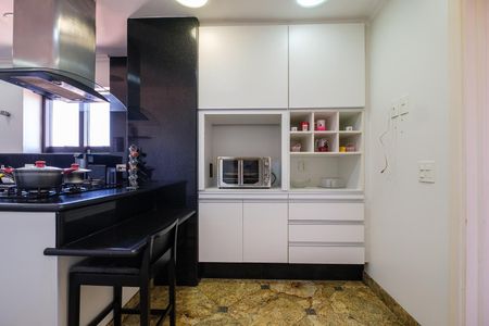 Apartamento à venda com 590m², 3 quartos e 5 vagasCozinha