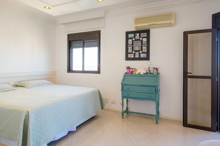 Apartamento à venda com 590m², 3 quartos e 5 vagasQuarto