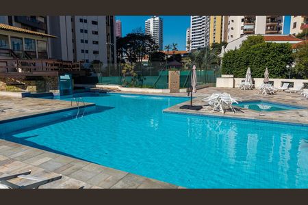 Apartamento à venda com 590m², 3 quartos e 5 vagasPiscina