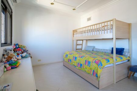 Apartamento à venda com 590m², 3 quartos e 5 vagasQuarto
