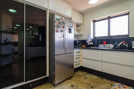 Apartamento à venda com 590m², 3 quartos e 5 vagasCozinha