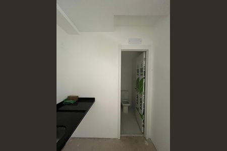Cozinha de kitnet/studio para alugar com 1 quarto, 29m² em Campo Belo, São Paulo
