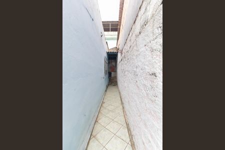 Casa à venda com 103m², 2 quartos e 4 vagasCorredor Externa